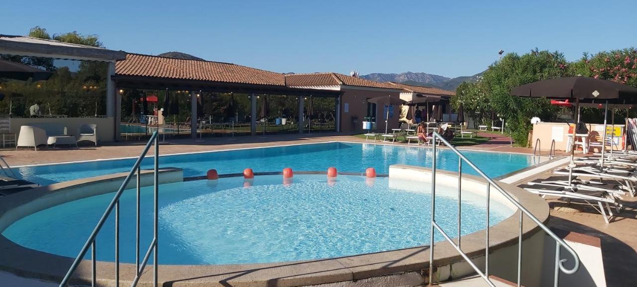 Li Suari Club Village San Teodoro  Eksteriør billede
