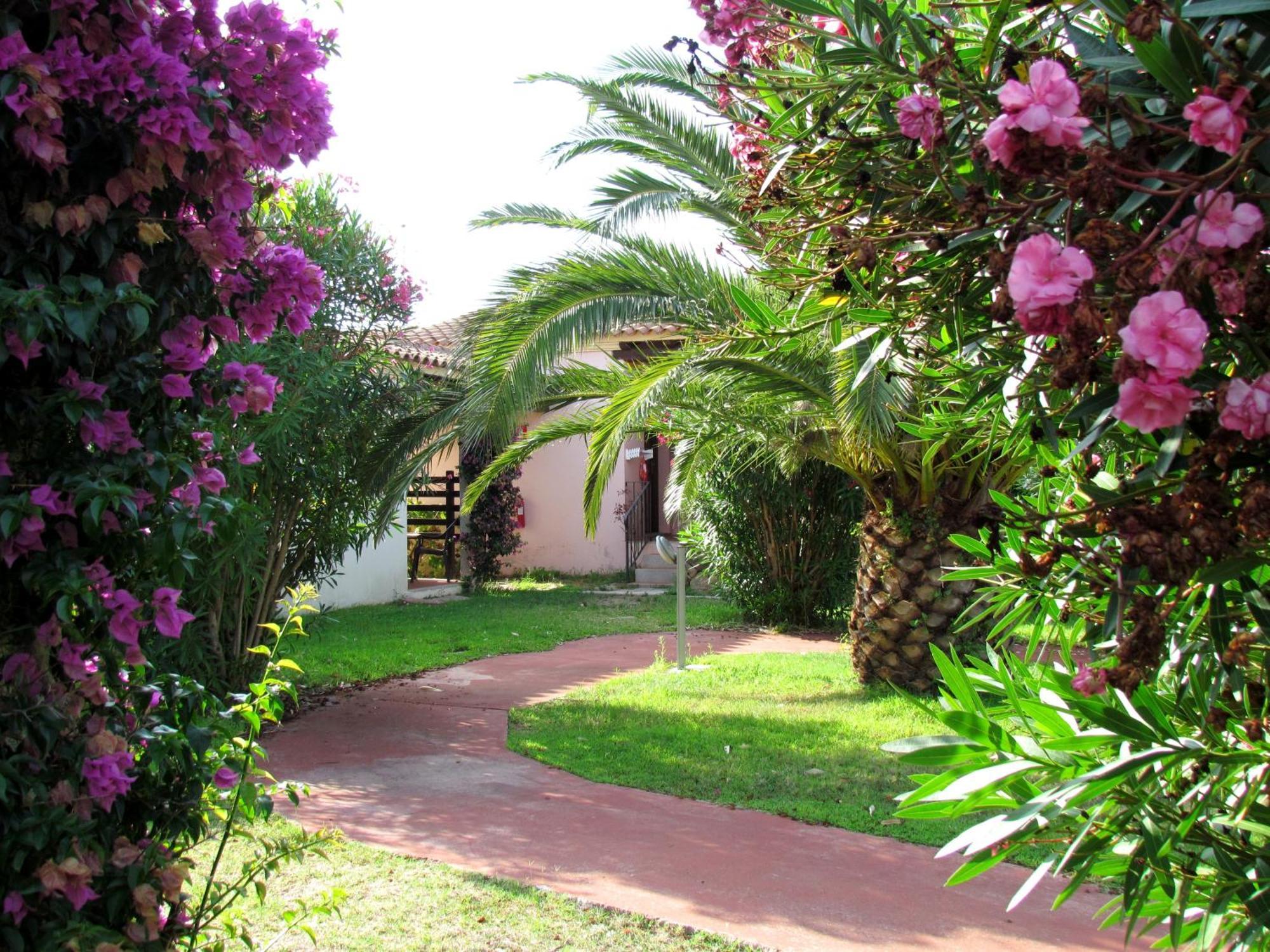 Li Suari Club Village San Teodoro  Eksteriør billede