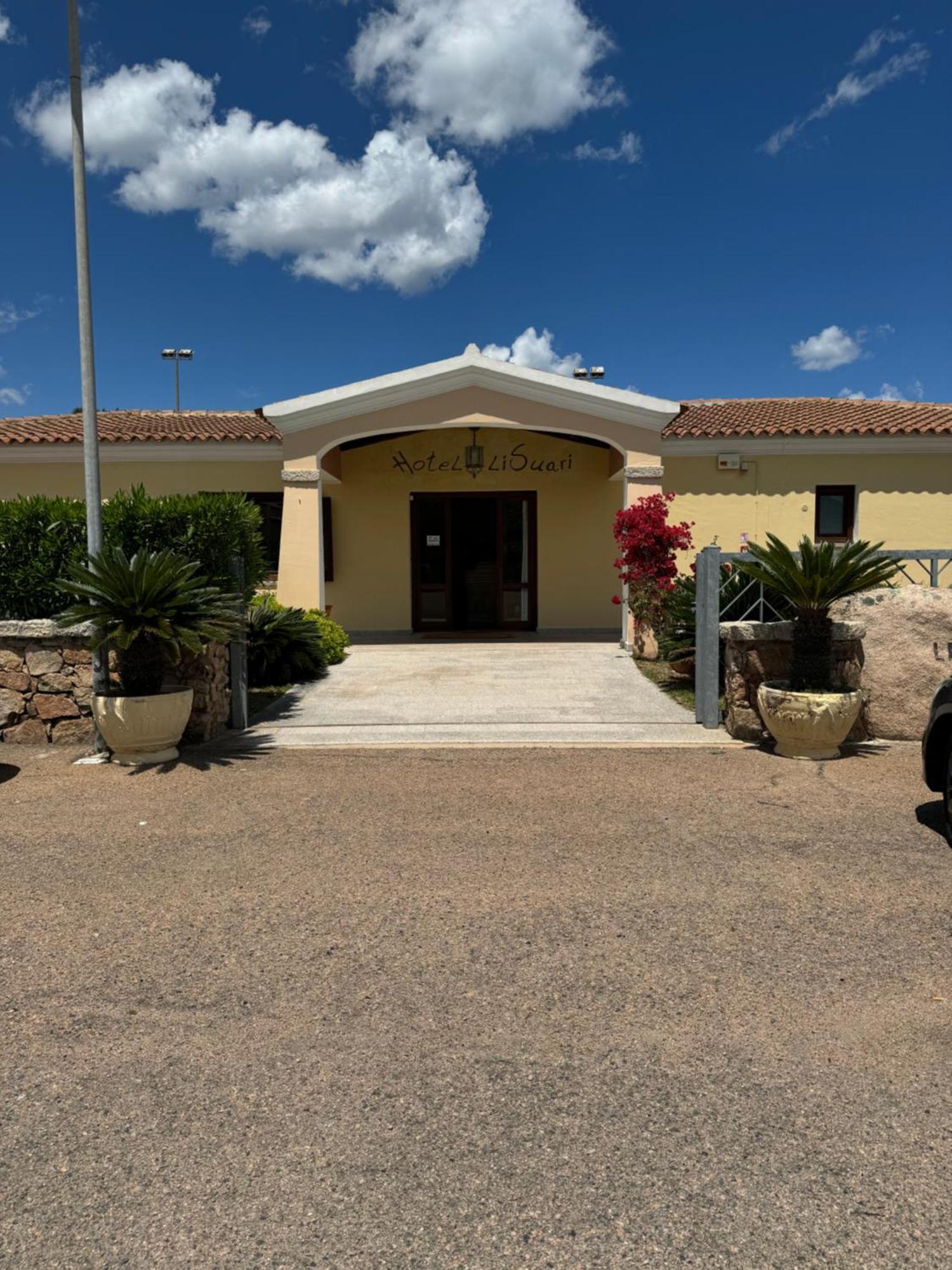 Li Suari Club Village San Teodoro  Eksteriør billede