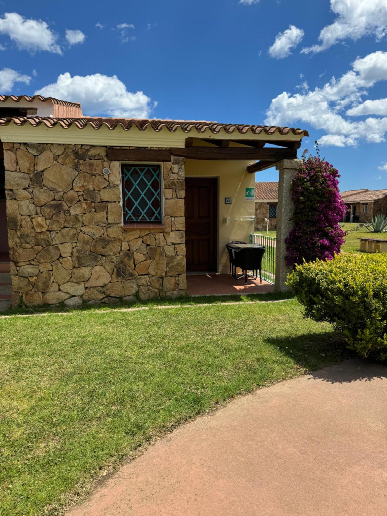 Li Suari Club Village San Teodoro  Eksteriør billede